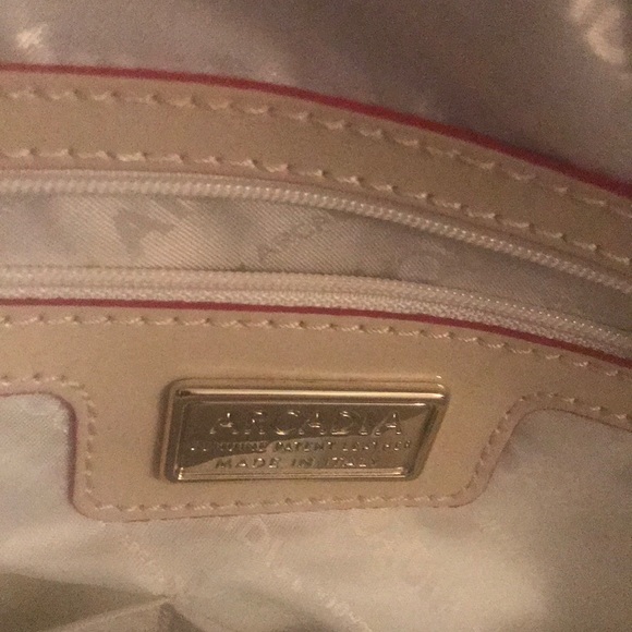 Purse - Picture 3 of 3